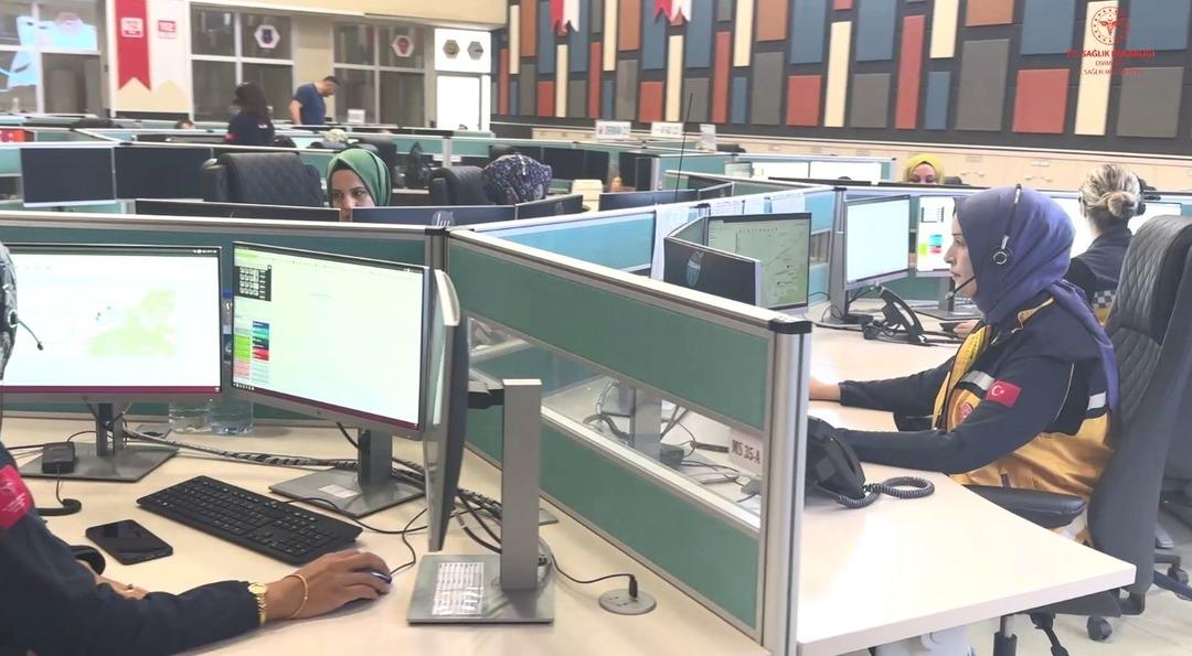 Telefonda hayat tasarrufu: Çağrı Merkezi'nin talimatlarıyla ölü tarafından iade edildi! Heilich manevrası oğlunu manevra ile doğurdu ... 2