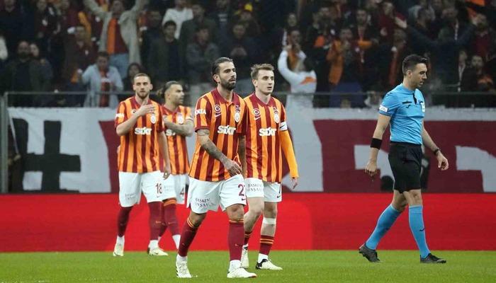 F.Bahçe'nin ardından Galatasaray'da şok yaşandı!  Giallorossi, Karagümrük'e 2-0 mağlup oldu ve Türkiye Kupası'na veda etti!