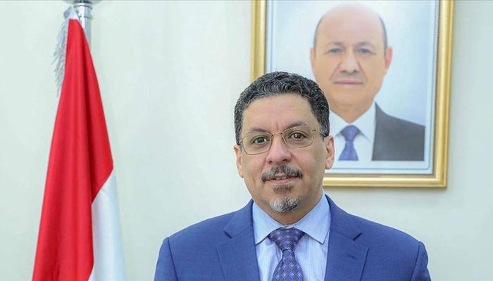 12 bakanı görevden al talebi kriz çıkardı, Yemen Başbakanı Mübarek istifa etti
