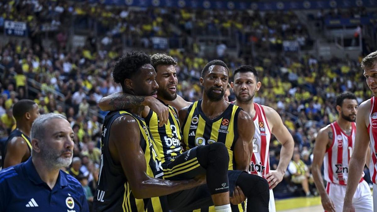 Scottie Wilbek'ten Fenerbahçe Beko'ya kötü haber