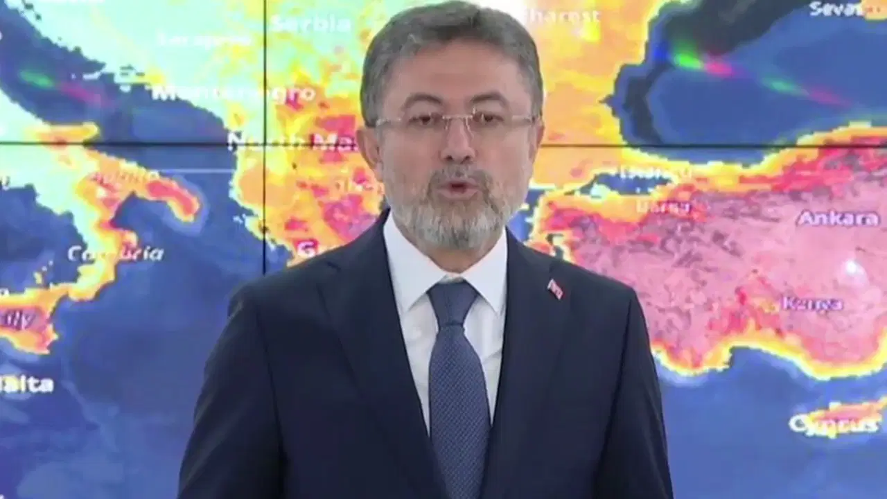 Artan orman yangınlarının ardından Yumaklı: ‘En güçlü filoya sahibiz, sorun küresel ve insan kaynaklı’ - Son Dakika Türkiye Haberleri