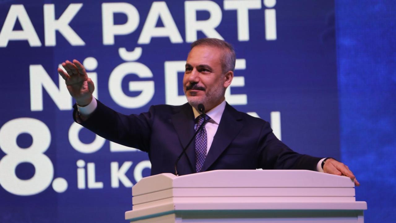 "Suriyeli kardeşlerimizi güzel günlerin beklediğini umuyoruz"