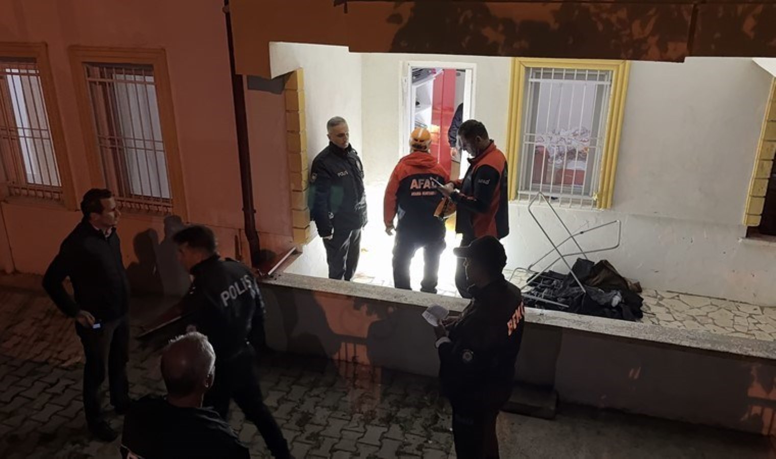 Isparta'da öğrenci yurdunda çakmak gazı tüpü patladı: 1 öğrenci yaralandı - Son Dakika Türkiye Haberleri