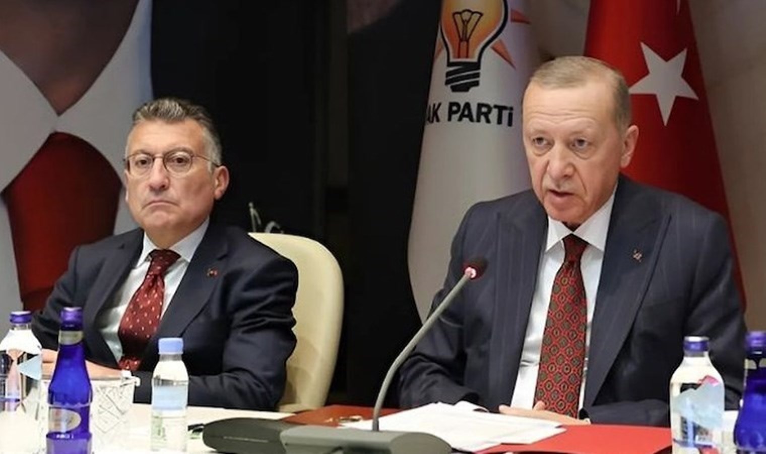 AKP'li Abdullah Güler: Önderimiz günde 20 saat çalışıyor - Son Dakika Siyasi Haberler
