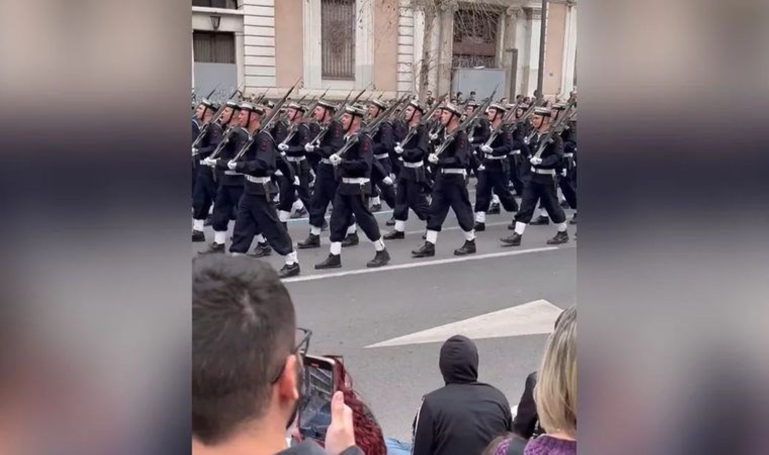 Yunanistan'da Geçit Töreninde Provokasyon: Türkiye'ye Karşı Çirkin Sloganlar - Son Dakika Dünya Haberleri