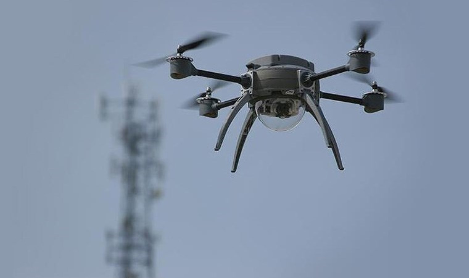 600 metre yükseklikteki drone İstanbul kulesini harekete geçirdi - Son Dakika Türkiye Haberleri