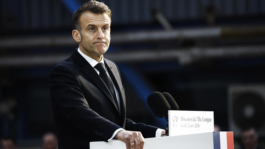 Macron'un Yürüyüşü İçin Park Kapatılacağı İddiası Gerçek Değil