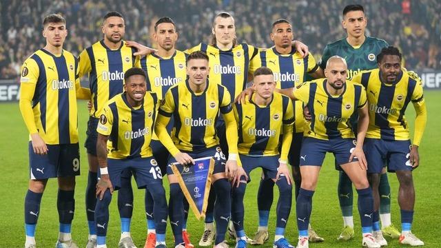 Fenerbahçe'ye rekor bedelle transfer olduktan sonra Galatasaray'a transfer olma yolunda önemli adımlar atılıyor