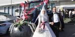 Traktörü 'düğün arabası'na çevirdiler "sahip olmalı"