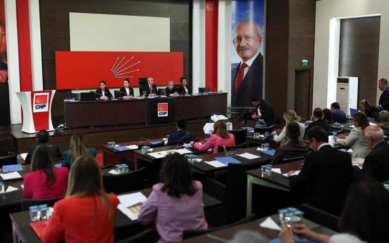 CHP'de kimler Kılıçdaroğlu'na destek veriyor? Parti Meclisi'nde dengeler nasıl oluştu?