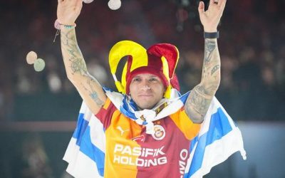 Galatasaray'da Torreira Şoku: Gözyaşlarıyla Veda Yaptı, Ayrılık Sinyali mi Verdi?
